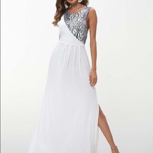 Zebra White Maxi Dress - Picture 2 of 4